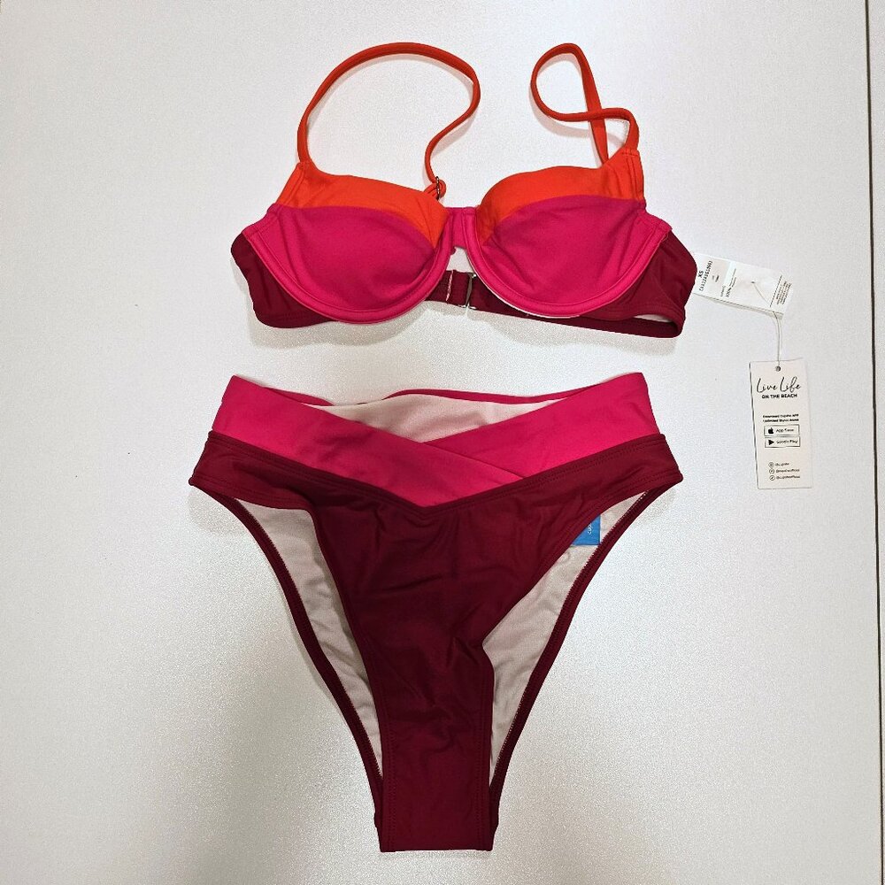 Cupshe Hidden Wonders Underwire Top & V-Front Bikini Set